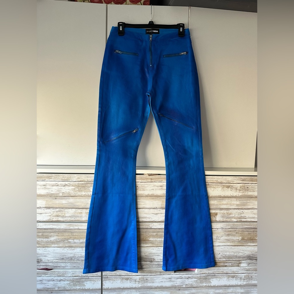 Fashion Nova Coated Moto Flare Jeans Blue Size 9 NWT Y2K Statement Pants